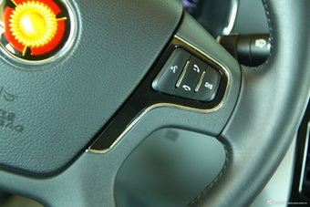 2013款红旗H7 3.0L自动尊贵型