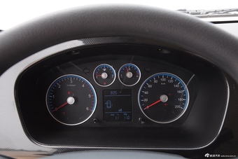 2015款图雅诺2.8T长轴商务版