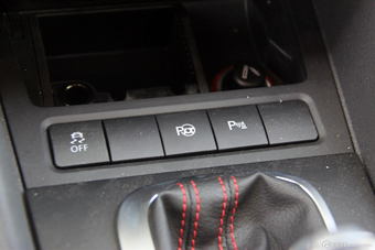 2013款高尔夫GIT敞篷版