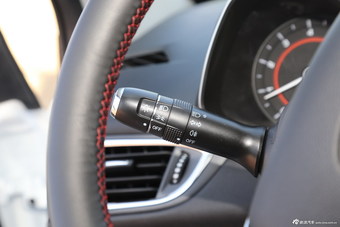 2016款艾瑞泽5 1.5L手动领臻版