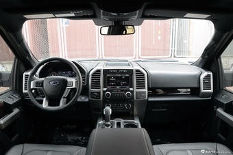 2015款福特F-150 5.0L自动PLATINIUM（暂无参数）图片