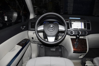 2013款马自达8 2.5L自动尊贵版