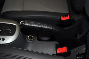2013款科鲁兹1.6L自动舒适型