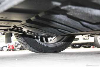 2015款英菲尼迪Q50L 2.0T自动豪华运动版