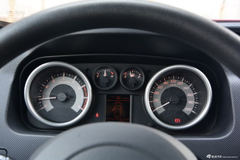 2015款中兴GX3 1.5L手动精英版