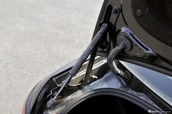 2014款奔腾B90到店实拍