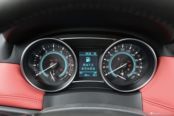 2016款哈弗H1 1.5L自动豪华型蓝标