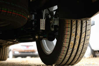 2016款宝骏730 1.8L手动舒适型