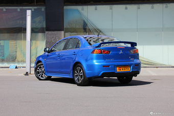 2015款翼神2.0L cvt旗舰型到店实拍