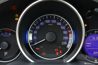 2014款飞度1.5L EXLI CVT领先型到店实拍