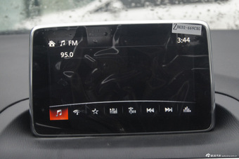 2016款马自达3昂克赛拉2.0L自动两厢旗舰型