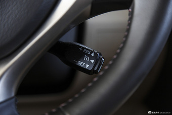 2013款雷克萨斯RX270豪华版