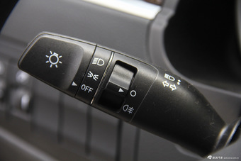 2015款众泰T600 1.5T手动精英型