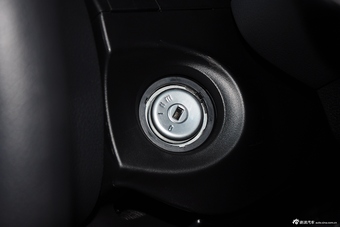 2015款福克斯两厢1.6L手动舒适型