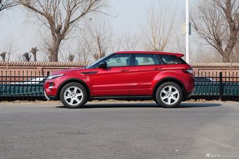 2015款揽胜极光2.0T锐动版