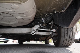 2015款传祺GA6 1.8T自动尊贵版