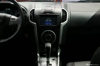 2015上海车展：五十铃MU-X