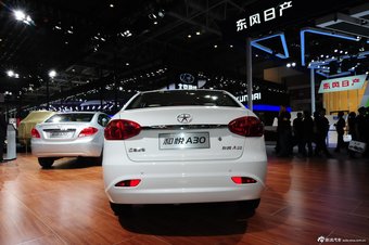 2013款和悦A30 1.5L CVT尊贵型