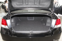 2014款力狮2.5i自动雅尚智能版