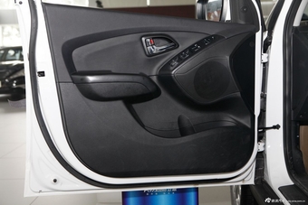 2013款北京现代ix35 2.0GLS自动两驱智能版 国V