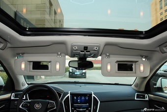 2015款凯迪拉克SRX 3.0L自动舒适型