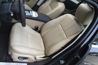 2015款捷豹XJL 2.0T两驱典雅商务版