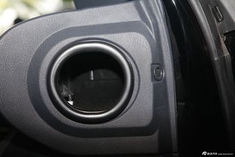 2013款圣达菲1.8T自动两驱天窗版