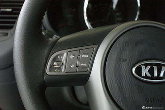 2013款秀尔SOUL 1.6L Premium自动