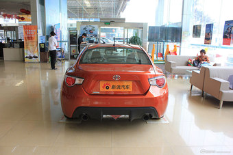 2013款丰田86 2.0L豪华自动版