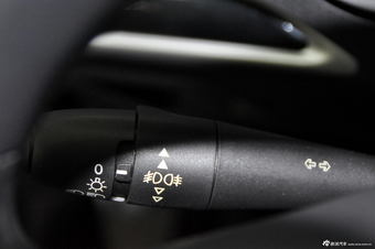 2013款雪铁龙C4L 1,8L手动劲享版