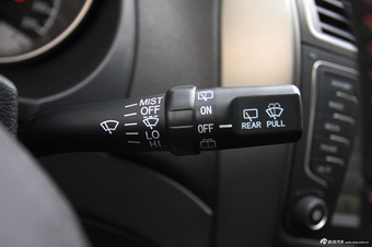 2014款吉利GX7到店实拍