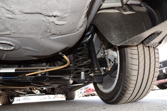 2016款DS 5LS 1.6T自动豪华版THP160