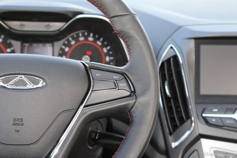 2016款艾瑞泽5 1.5L手动领臻版