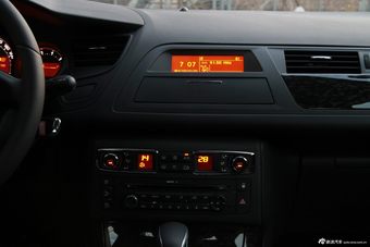 2013款东风雪铁龙C5到店实拍