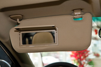 2014款福美来M5 1.6L手动精英型