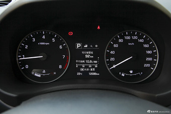 2015款ix25 2.0L 自动两驱智能型