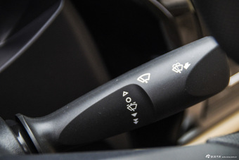 2016款雷凌1.6L自动新锐版E