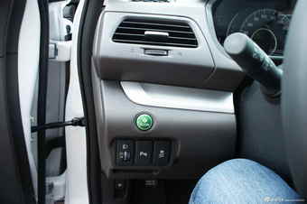 2012款东风本田CR-V