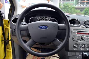 2013款福克斯两厢经典