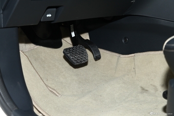 2014款福美来M5 1.6L自动舒适型