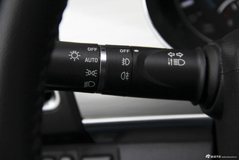 2015款哈弗H2 1.5T自动两驱尊贵版