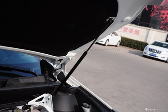 2015款凯迪拉克SRX 3.0L自动豪华版