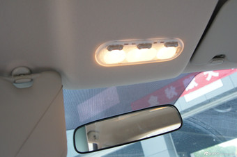 2012款逍客2.0L两驱手动 XL火