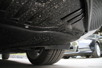 2014款奥迪A8L 6.3FSI W12quattro旗舰型