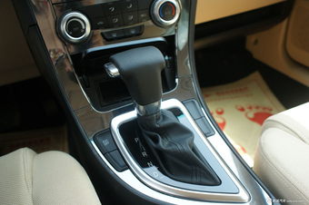 2012款中华V5 1.5T自动两驱豪华型