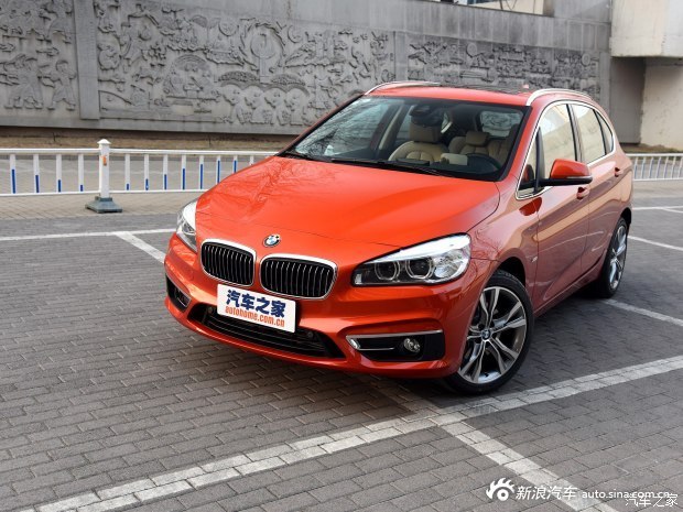 宝马2系旅行车