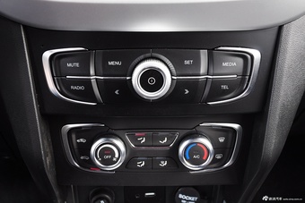 2015款中华V3 1.5L自动精英型