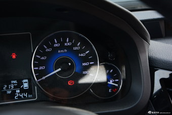 2016款中兴威虎TUV 2.5T手动澳洲版柴油四驱豪华型