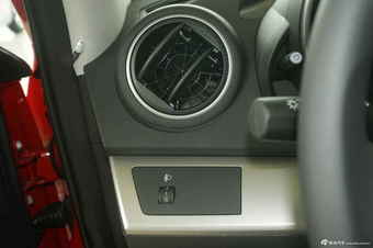 2012款马自达3星聘2厢