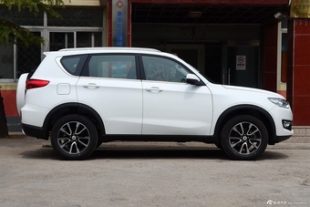 2016款凯翼X3 1.6L自动智联IV版